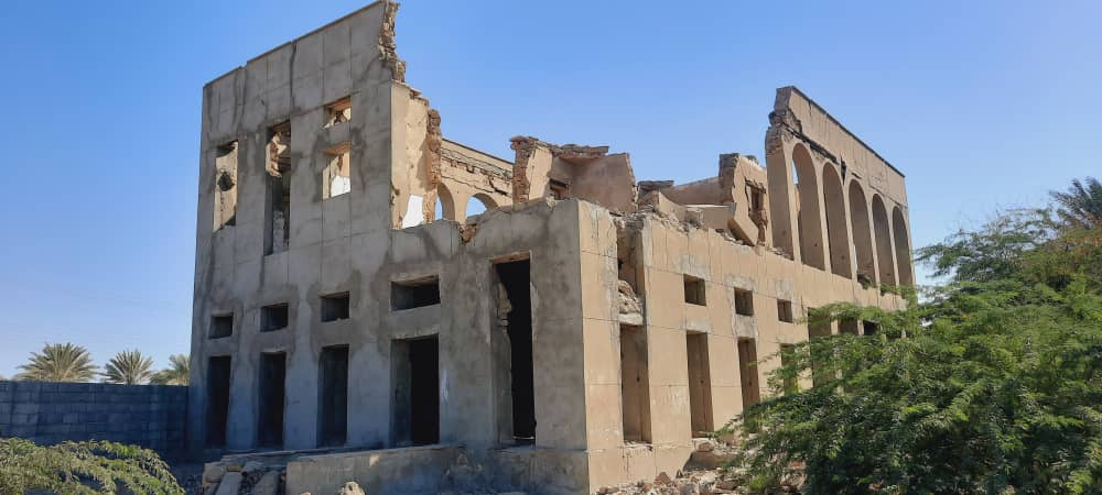 خسارت زلزله به ساختمان گمرک کوهستک در هرمزگان